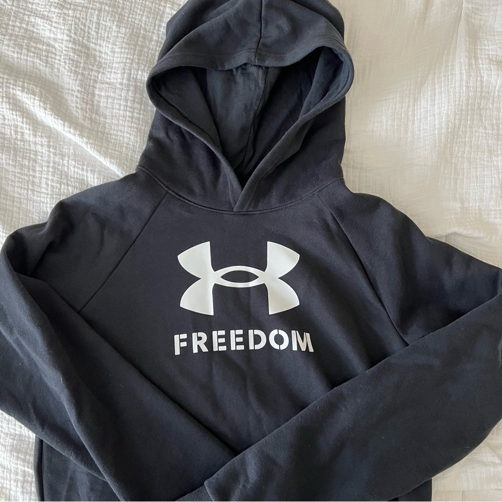 Under Armour Hoodie with Pocket